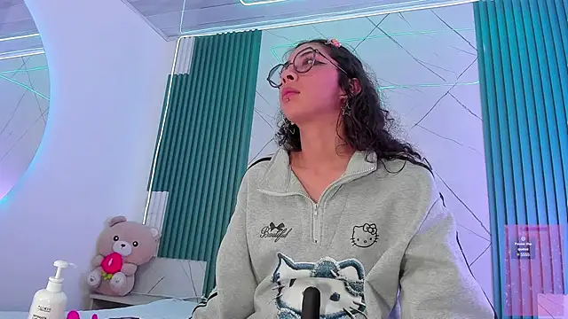 Sarah_Moon1's Live XXX Chat