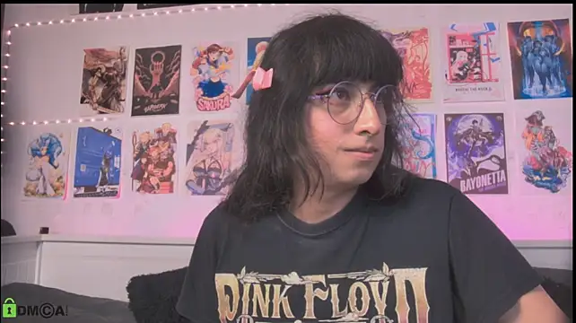 Chat XXX en directo de snowblack_