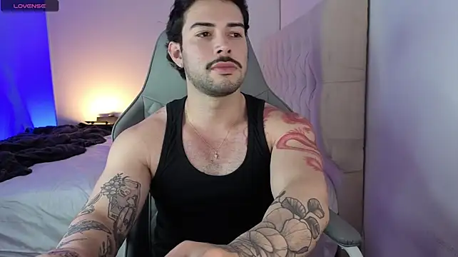 Chat +18 de zyann__ ao vivo