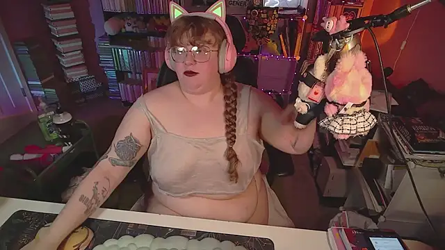 FatVeronica's Live XXX Chat
