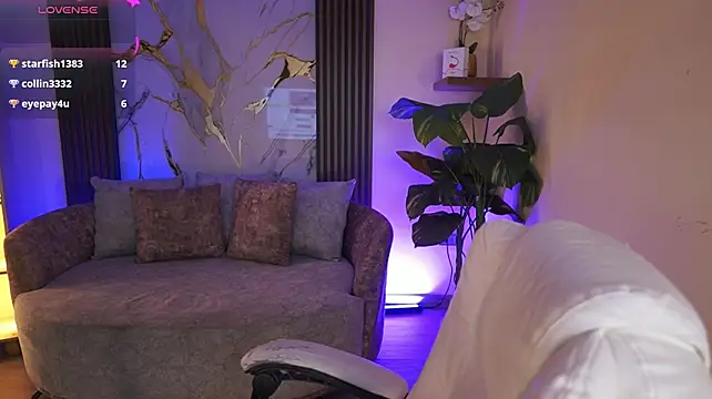 LiaWheeler's Live XXX Chat
