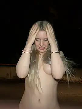 Show Webcam de Holly-Glamour