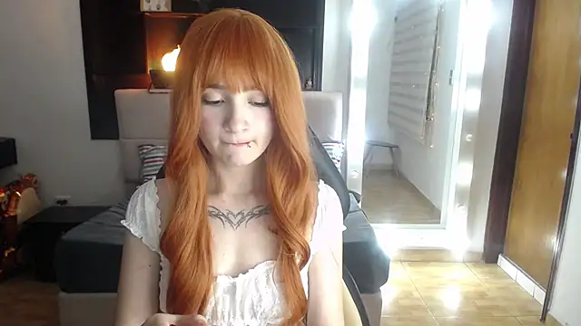 _Charlotte_Collins_ Obrolan Langsung XXX