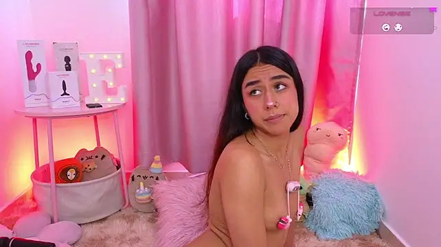 Emiily_Scott1's Live XXX Chat