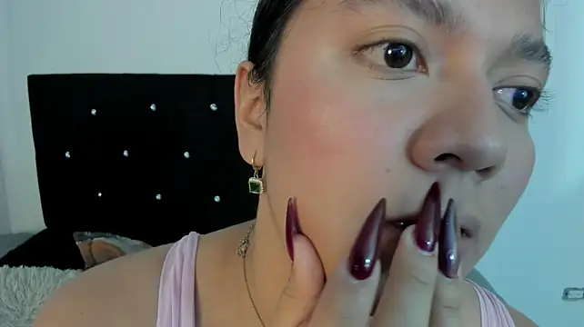 rudyhlowes' Live XXX Chat