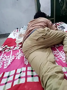 HOTHARDFUCKER0 Adlı Modelin Canlı XXX Sohbeti