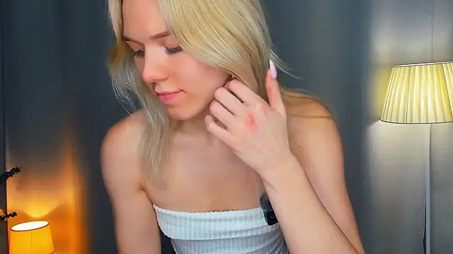 Czat XXX na żywo – DianeHonnette