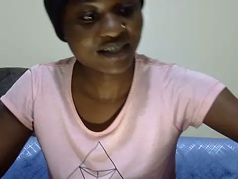 SweetTemptationKE – Live XXX-chat