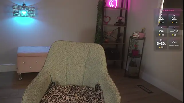XXX chat uživo modela Mysticxkitty