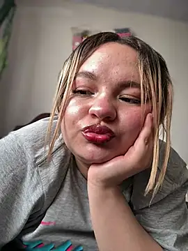 Naiara_Sex_ 라이브 XXX 채팅