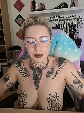 Czat XXX na żywo – divine_eve