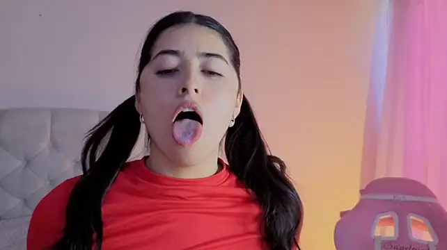 ChanellGV লাইভ XXX চ্যাট