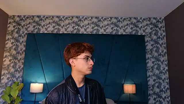 Aaron_Eze 라이브 XXX 채팅