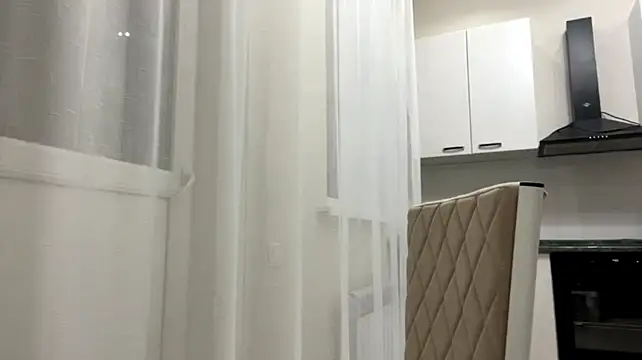 SilvaAmsler 라이브 XXX 채팅
