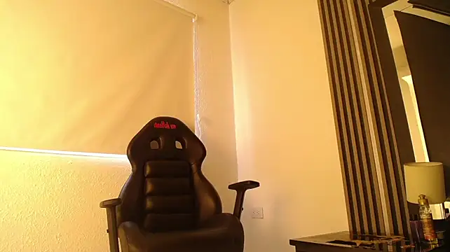 Chatroom XXX en direct de lyrasweet