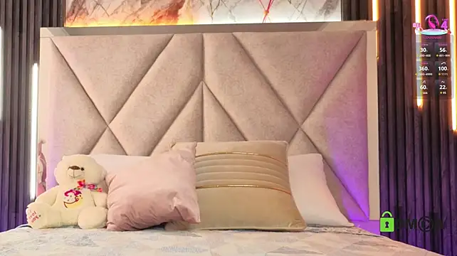 Онлайн чат XXX Happy_tits