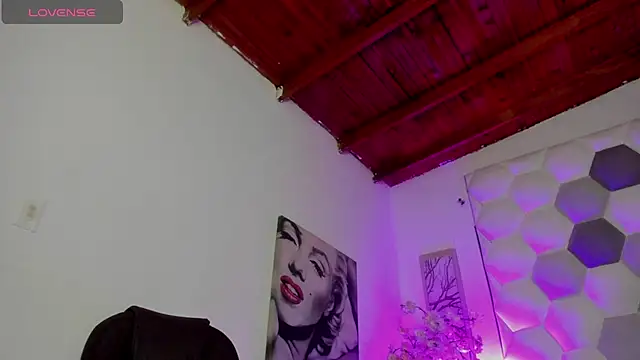 Max_Arias' Live XXX Chat