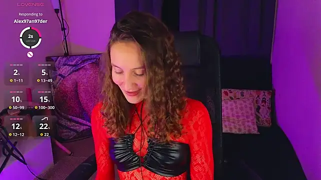 laracroftmansion's Live XXX Chat