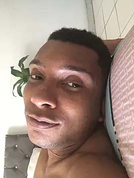 Chatroom XXX en direct de Aaronblack1_