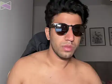 Wirefoxboy6767 live XXX chat