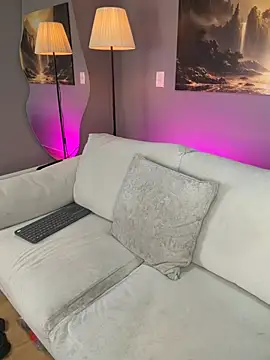 Chat +18 de ApoloMakris ao vivo