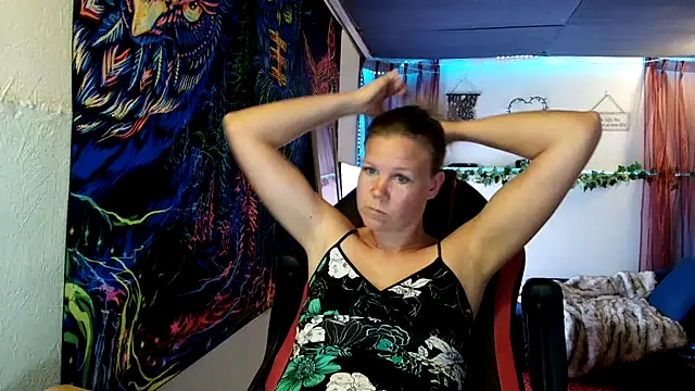 CallMeMaria live XXX chat