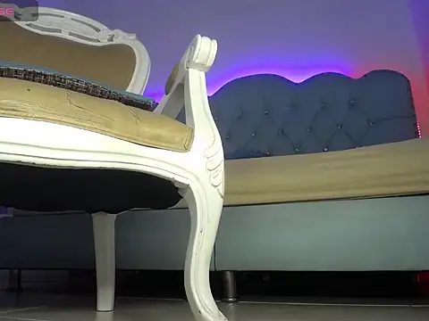 Charloottte élő XXX-chatje