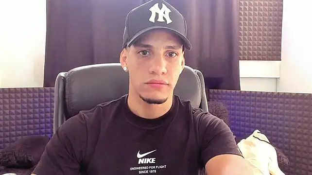 jhonnysnow17 – Live XXX-chat
