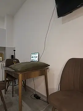 _KissMyAss_'s Live XXX Chat