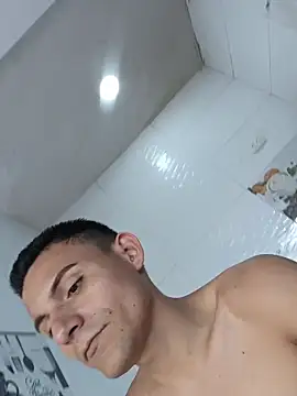 Chatroom XXX en direct de _king_emir
