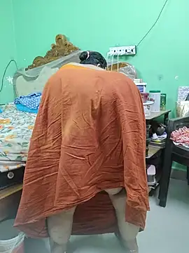 Tamil-mayasri Adlı Modelin Canlı XXX Sohbeti