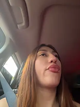 Chat XXX ao vivo de Sara_fun