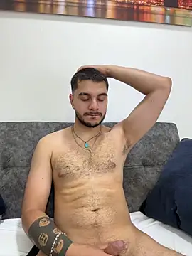 Chat +18 de AmadeoWild ao vivo