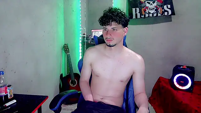 Atom_Hot live XXX chat