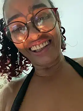 AMYBRASIL – Naživo XXX chat
