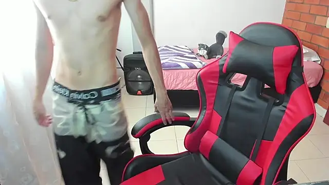 Aron_Boyy Live XXX Chat