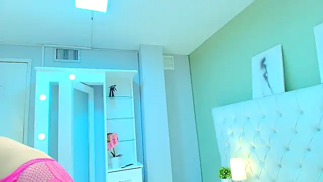 Lindacarterr_ Adlı Modelin Canlı XXX Sohbeti