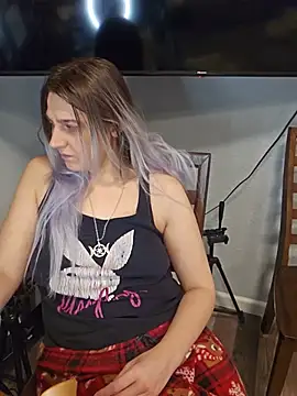 ScarletsWeb's Live XXX Chat