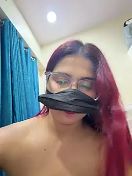 Chat +18 de Cute_Zaina ao vivo