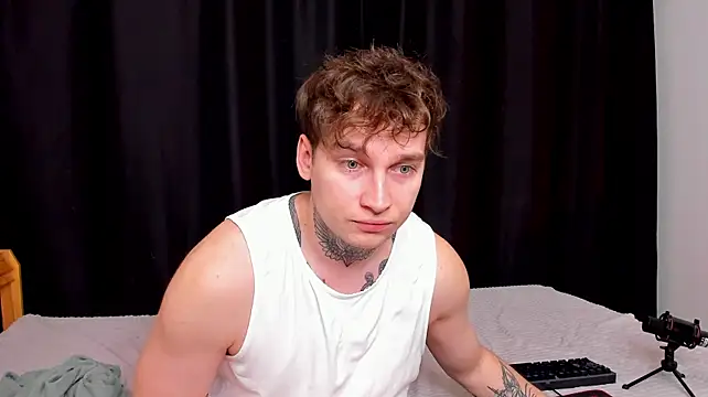 Chris_Tyson 即時 XXX 聊天
