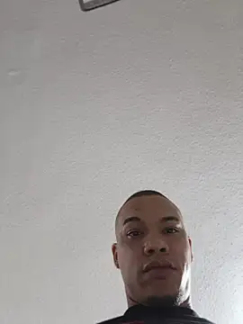 צ'אט XXX בשידור חי של AlphaMasterXxx