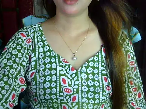 Adiba_Obu_20 élő XXX-chatje