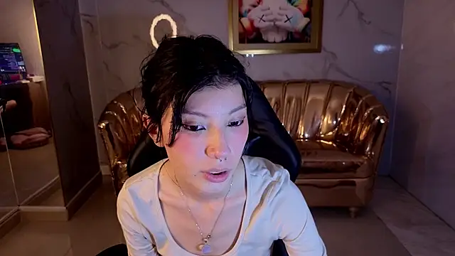 XXX chat uživo modela emma___s