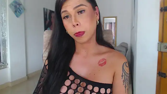 Chatroom XXX en direct de divinepleasury