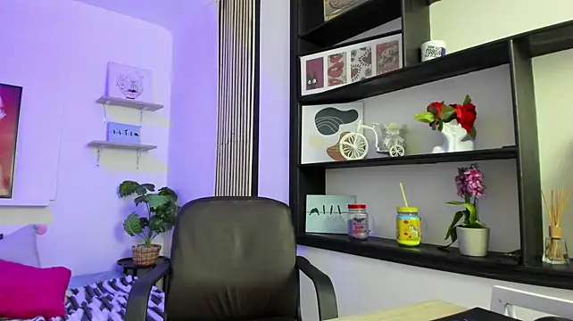 XXX chat uživo modela Nezha03