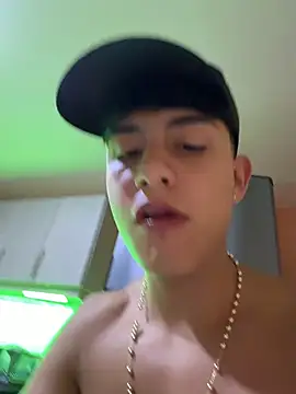Lander_Cruz's Live XXX Chat