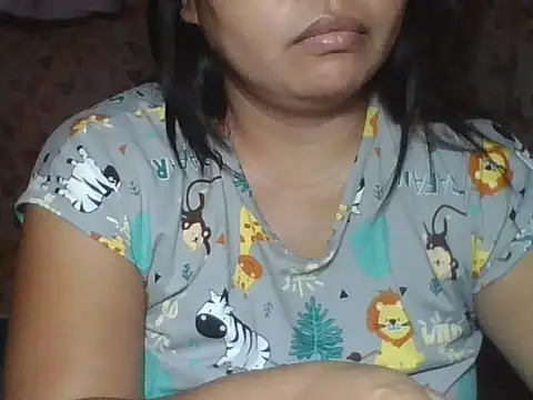 Chatroom XXX en direct de MommyKaye30