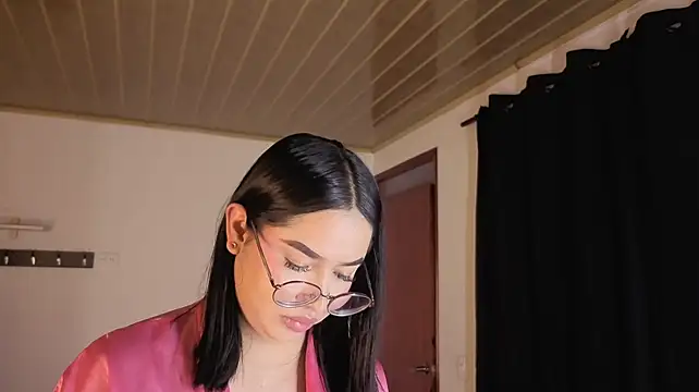 Renaxi_Smith's Live XXX Chat