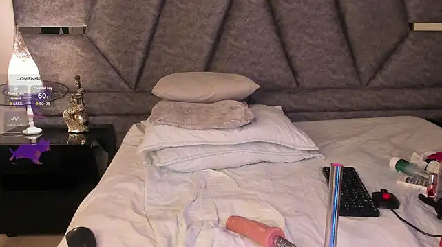 Cleopattra's Live XXX Chat