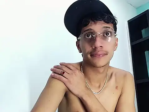 brayan__hot__ – Naživo XXX chat